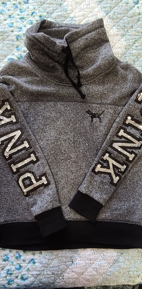 Sweatshirt - Picture 3 of 6